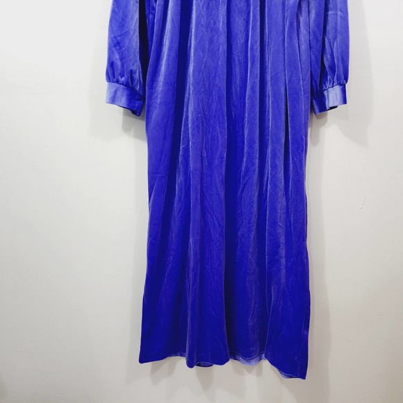 Vintage Anne Leslie Velvet Nightgown House Dress Blurple Half-Zip Lace Pocket - Picture 13 of 15